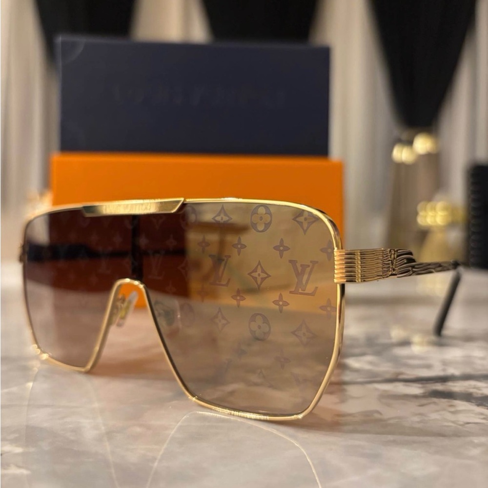Louis Vuitton Gold-Tinted Sunglasses - Picture 2 of 6
